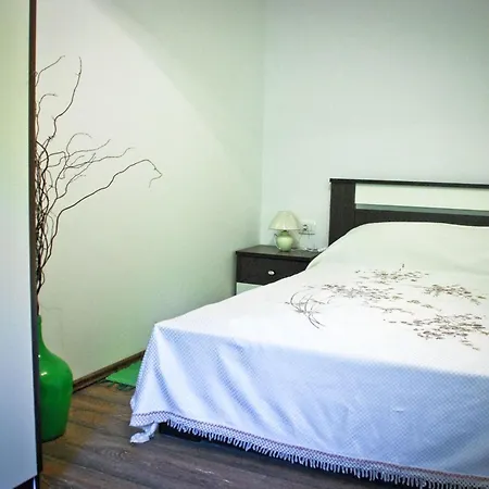 Holiday home Nettes In Mit Eigener Terrasse By Interhome *