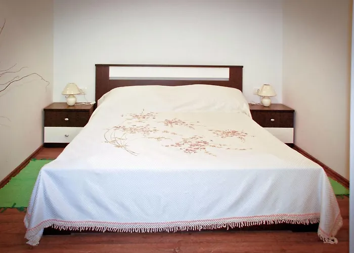 Nettes In Mit Eigener Terrasse By Interhome 別荘