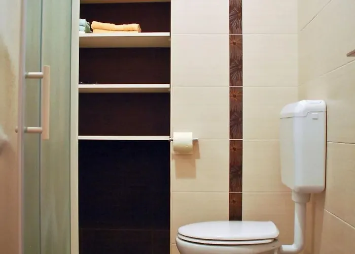 別荘 Nettes In Mit Eigener Terrasse By Interhome マトゥリ